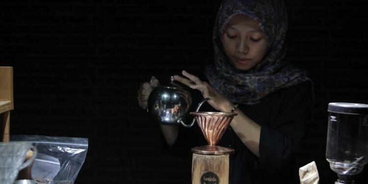 Exploring the Influence of Grind Size on Drip Coffee Flavor