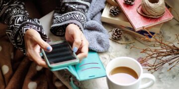 Mastering the Basics of Coffee Grinding: A Beginner's Guide